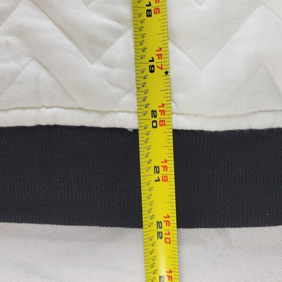Max Edition Jacket Women Size XL White Gray Black Pockets Quilted Full Zip New - Picture 9 of 12